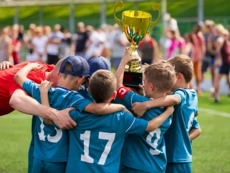 custom sports trophies and awards